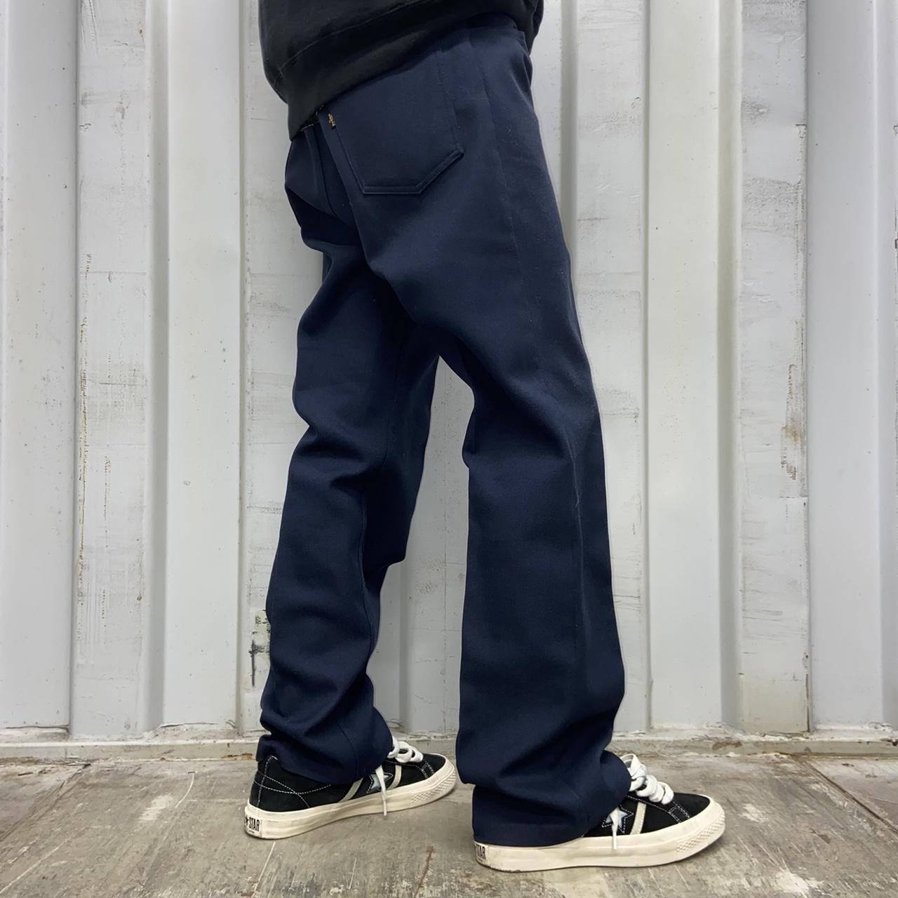 Levi's Men's Navy Trousers | Depop