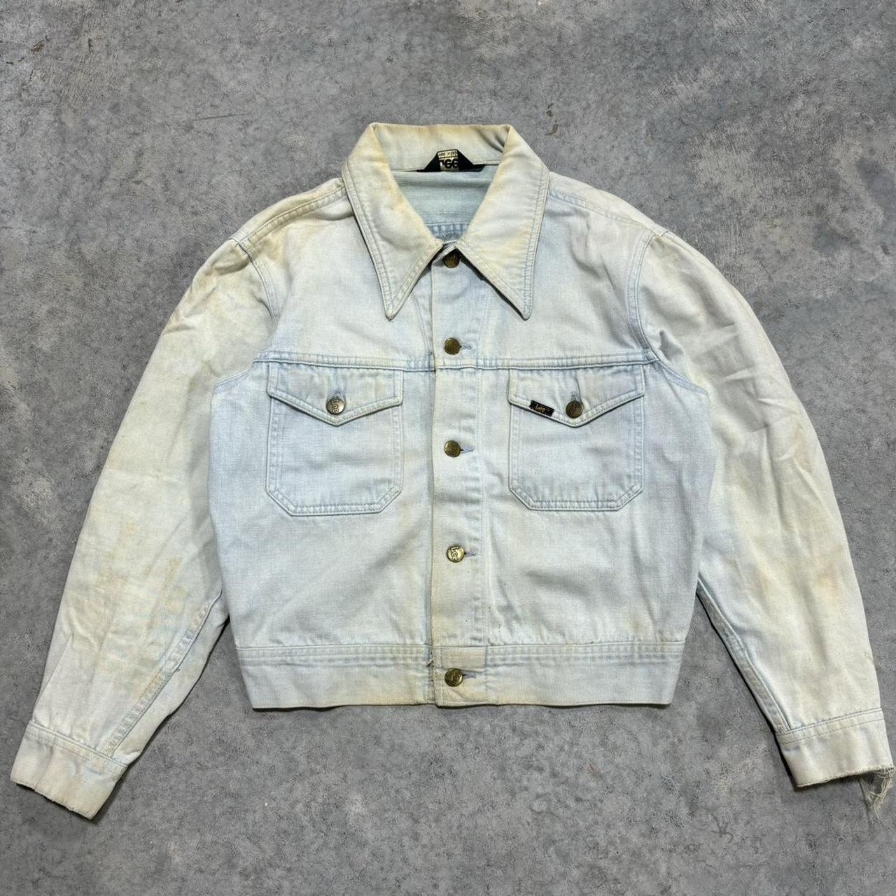 1970s grungey cropped denim jacket Lee Good... - Depop