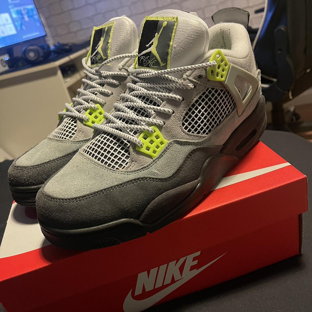 nubuck jordan 4