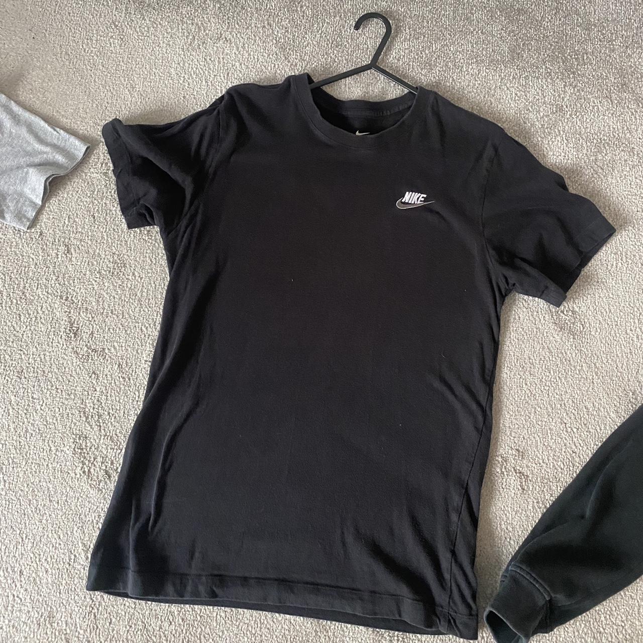 mens nike black t shirt