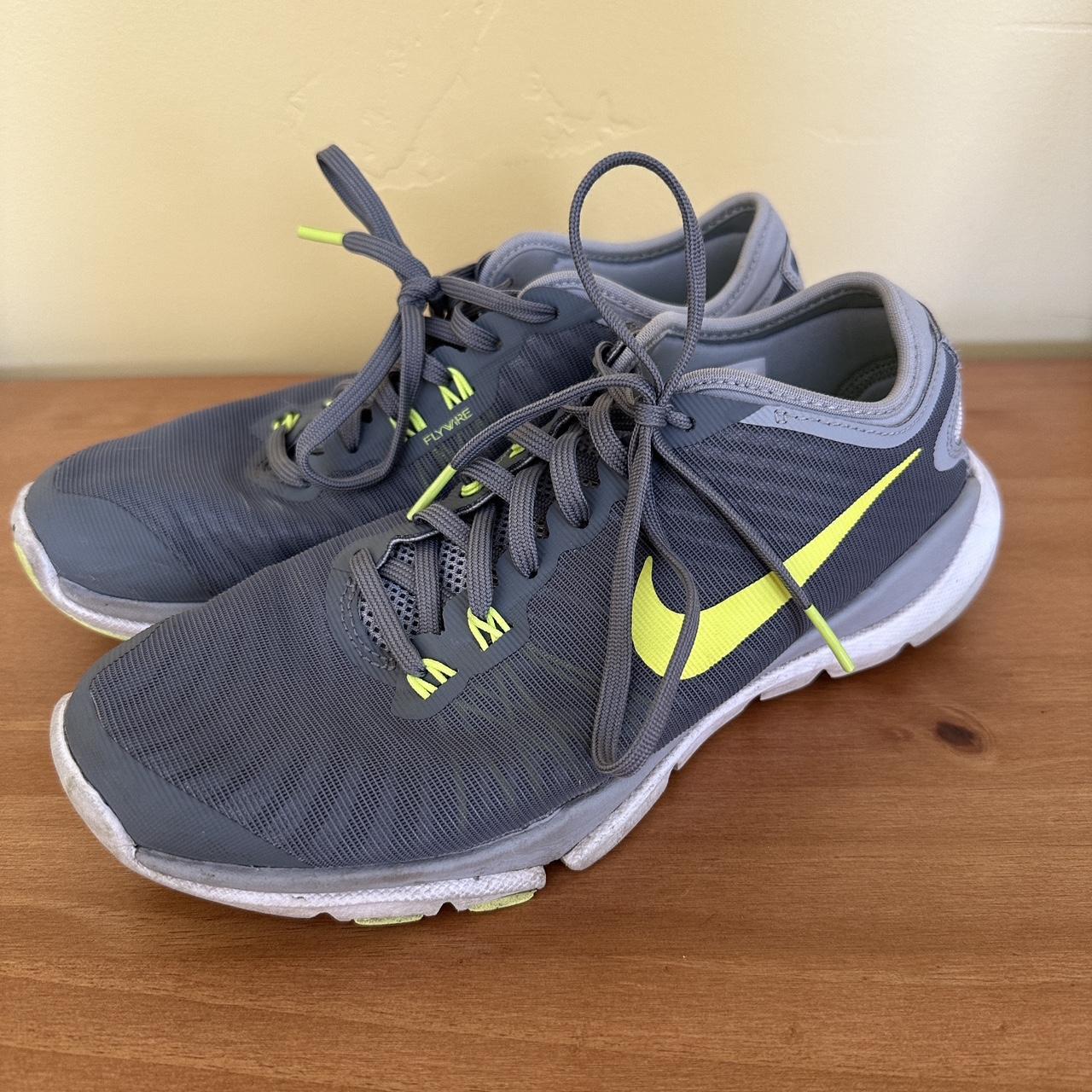 Nike flywire grey on sale