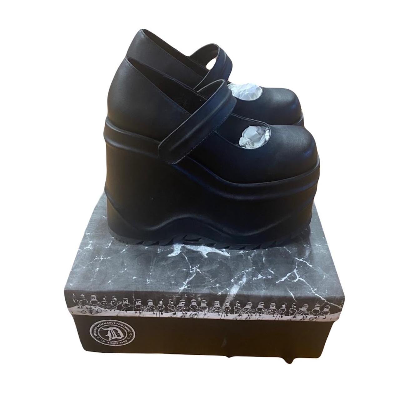 demonia sneakers platform