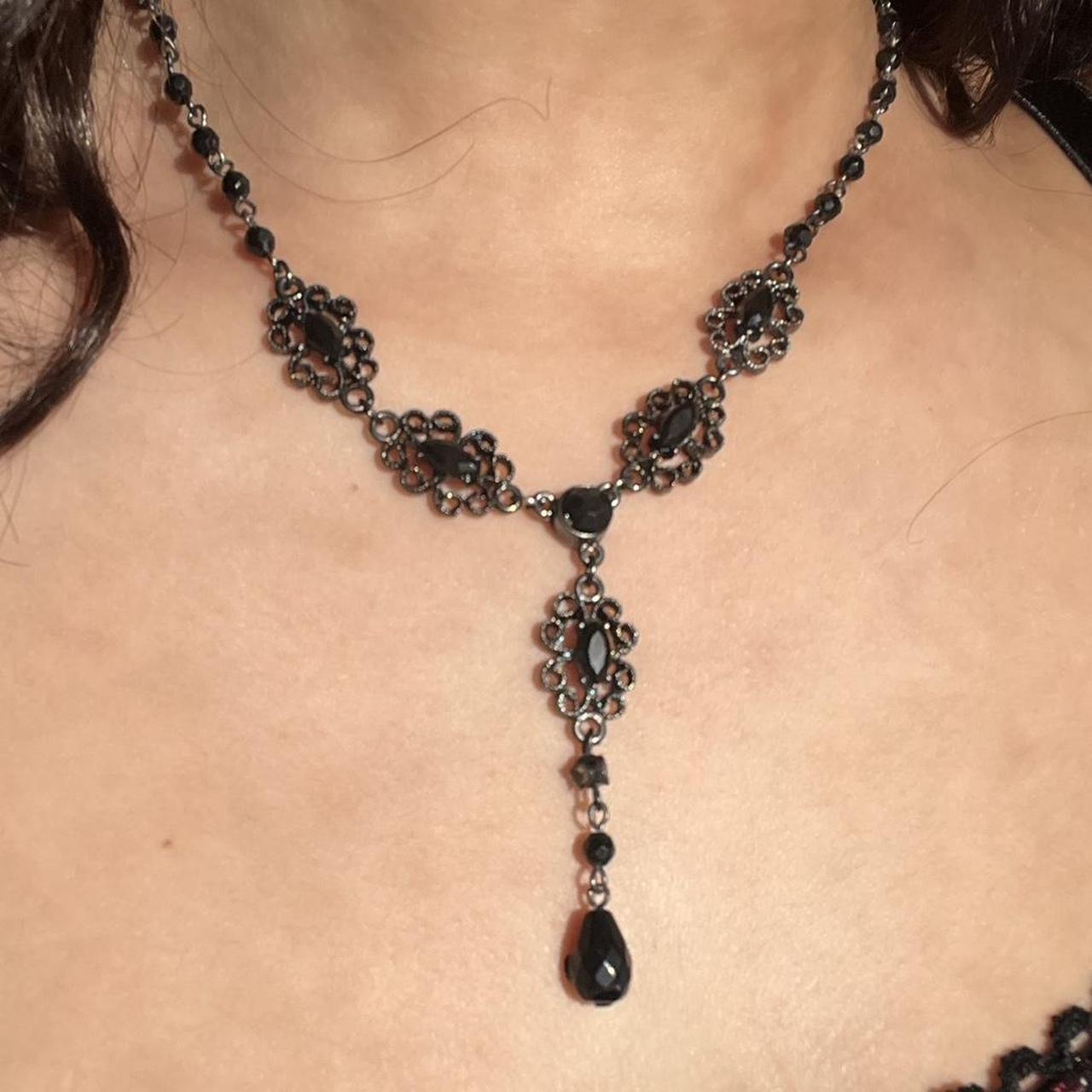 90s/2000s VINTAGE CLAIRES NECKLACE🖤 Details Depop