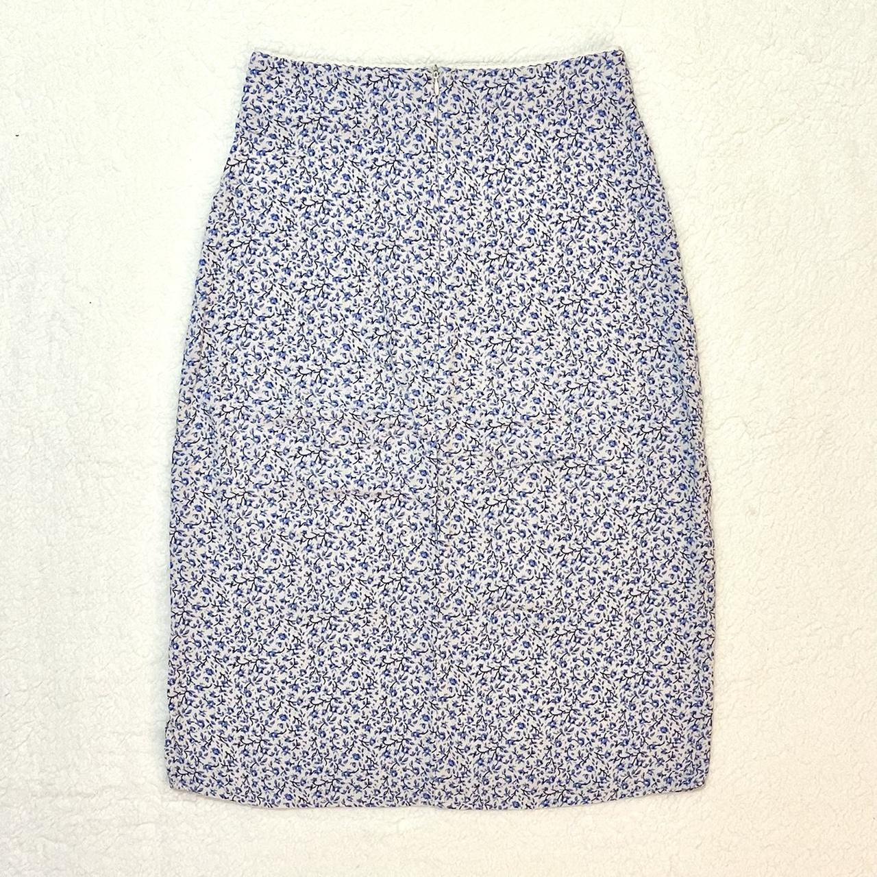 Brandy Melville Women's White and Blue Skirt | Depop