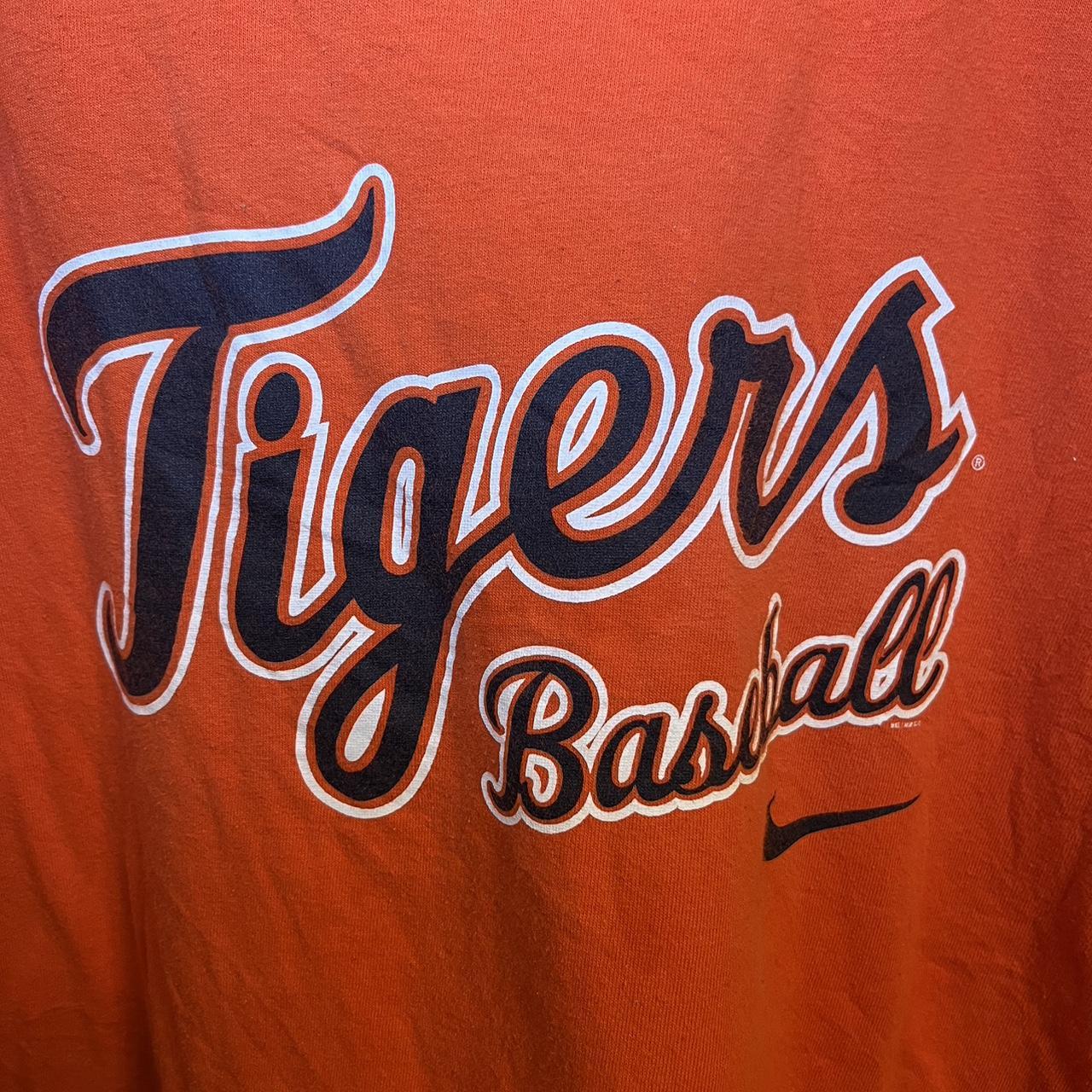 Vintage Detroit tigers T shirt Really sick center - Depop