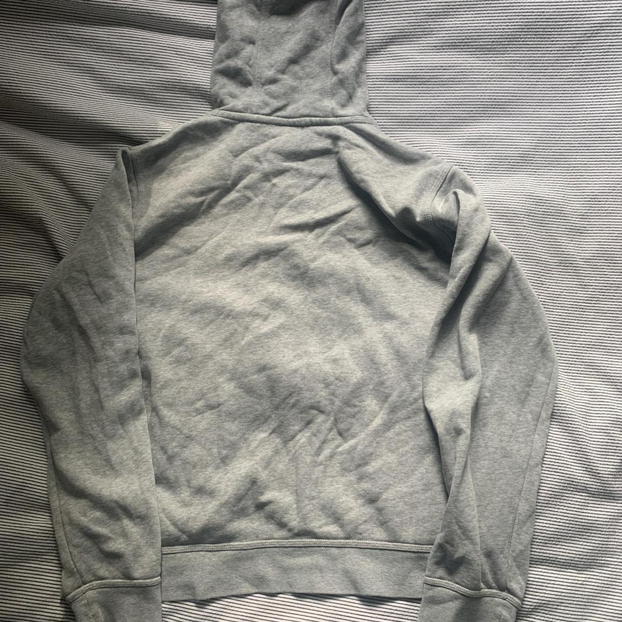 grey vintage nike jumper