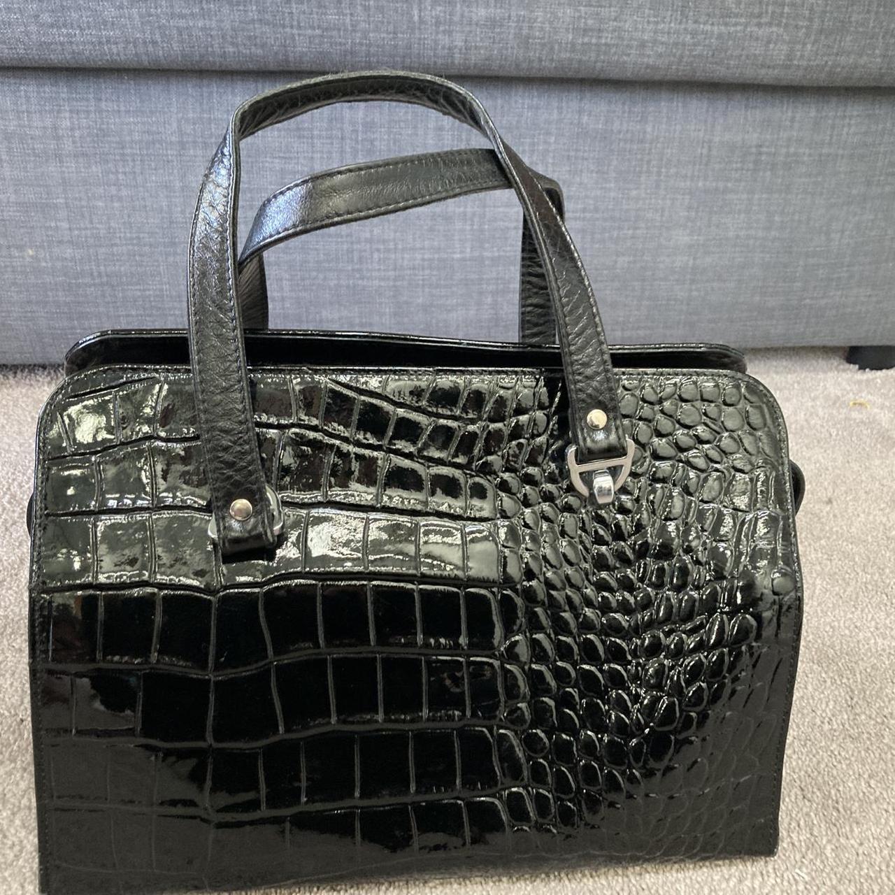 item listed by mariyahryb
