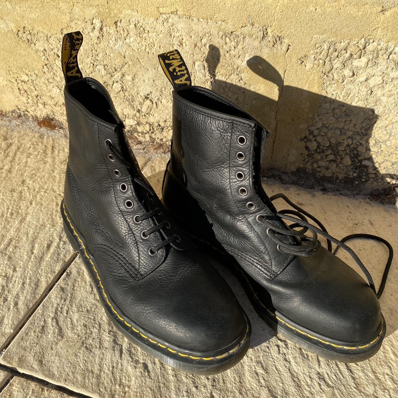 Doc Martens 1640 Really comfy, selling as are a bit... - Depop