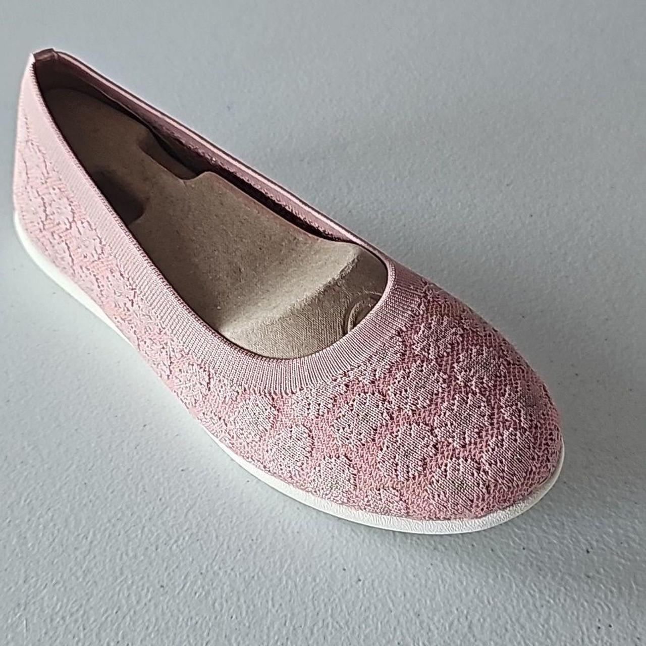 New Sketchers Cleo Sport Flats in Rose Sparkly. Depop