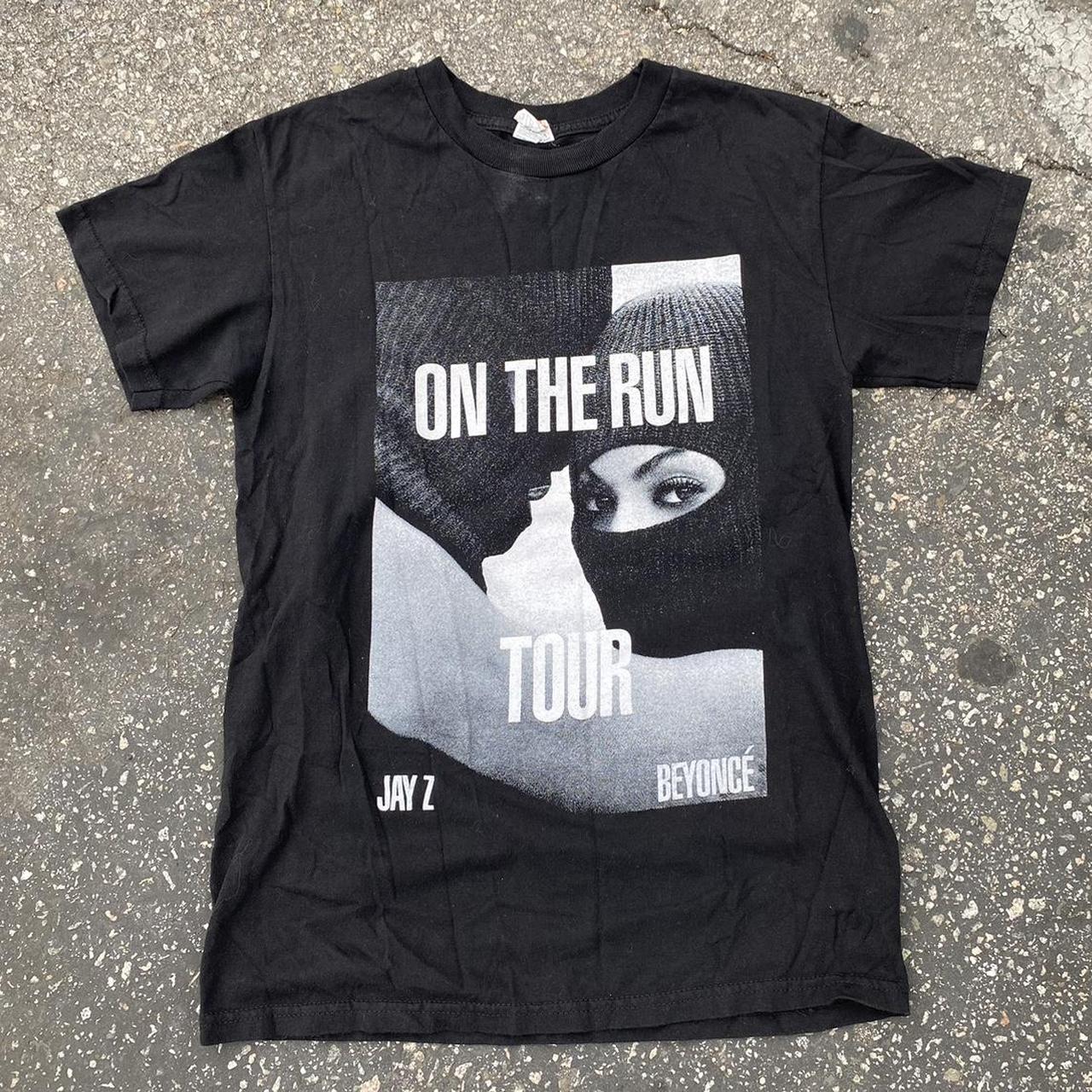 2014 Jay Z Beyoncé On the Run Tour shirt Double... - Depop