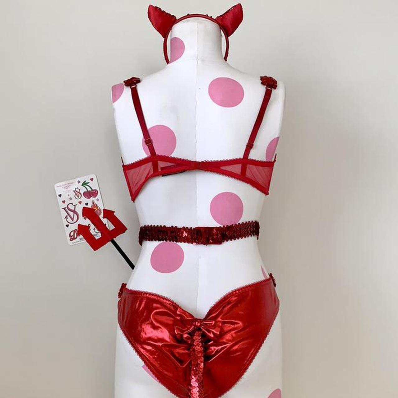 Victoria's Secret offers 36D m SEXY DEVIL CUSTOME NEW