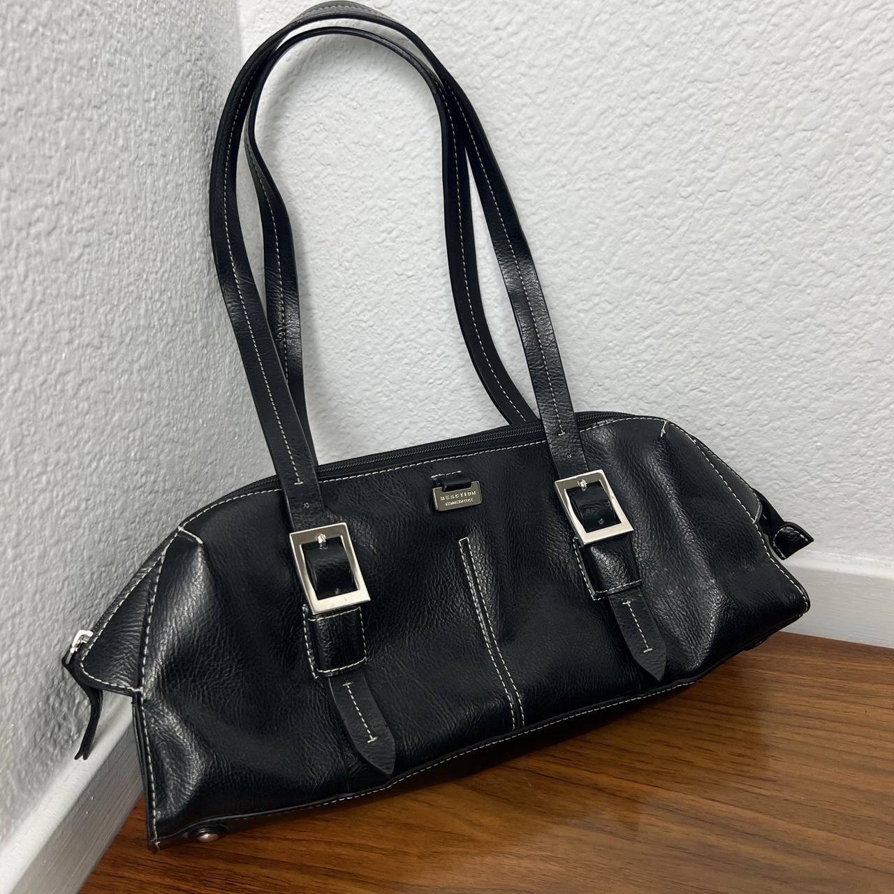 Timeless Vintage Black Kenneth Cole Reaction Purse