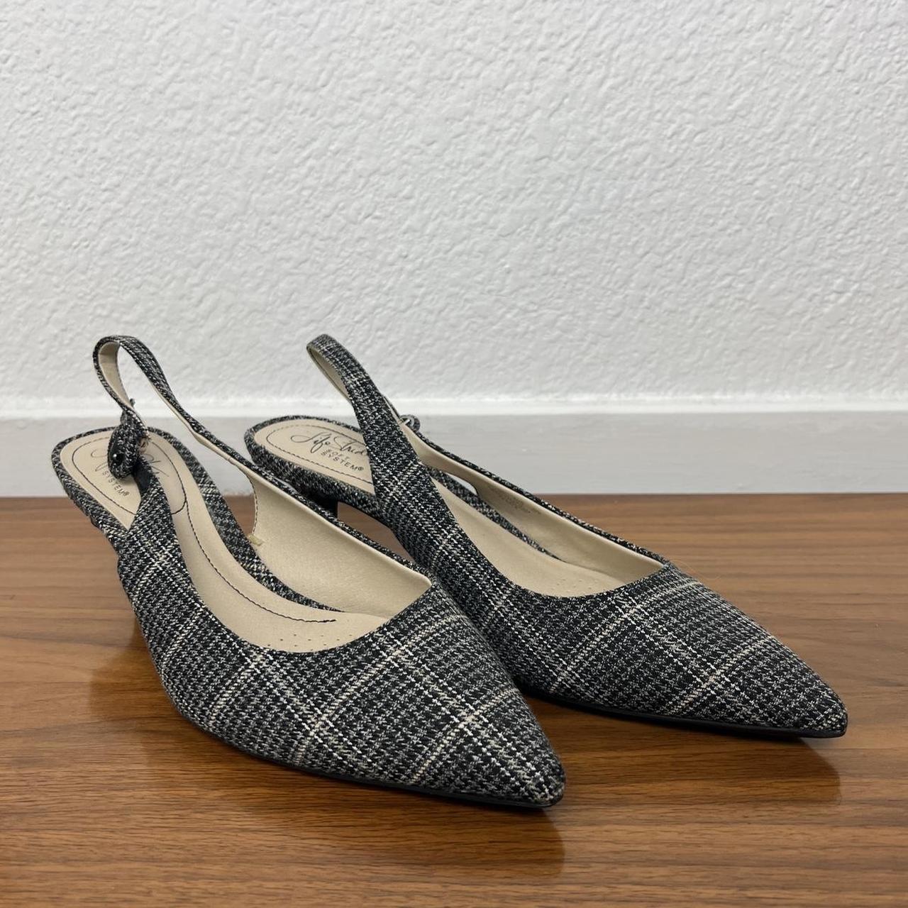 Lifestride best sale kitten heel