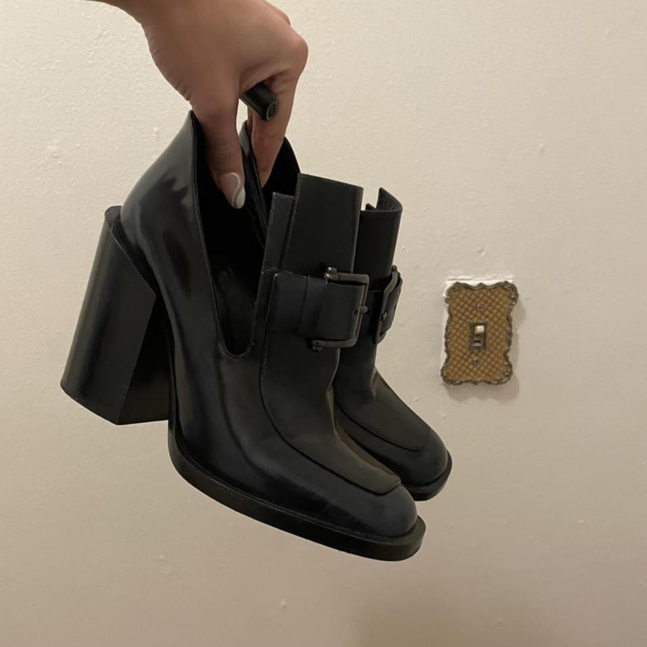 Jil Sander Women's Black and Navy Boots Depop
