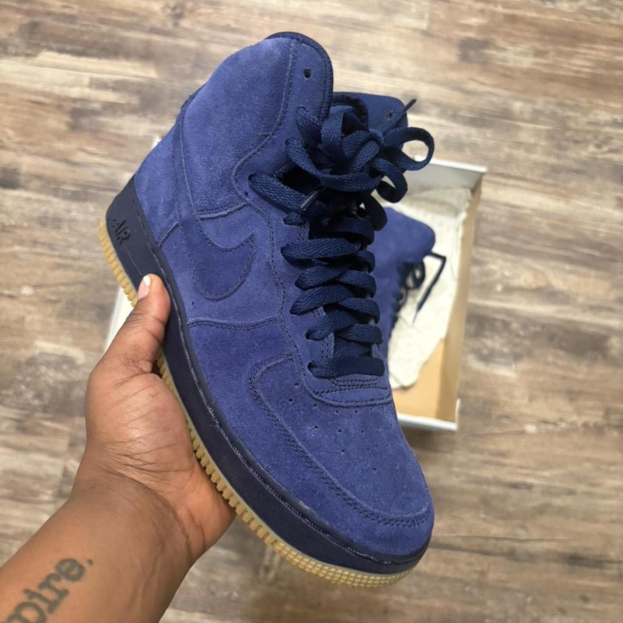 nike navy suede trainers