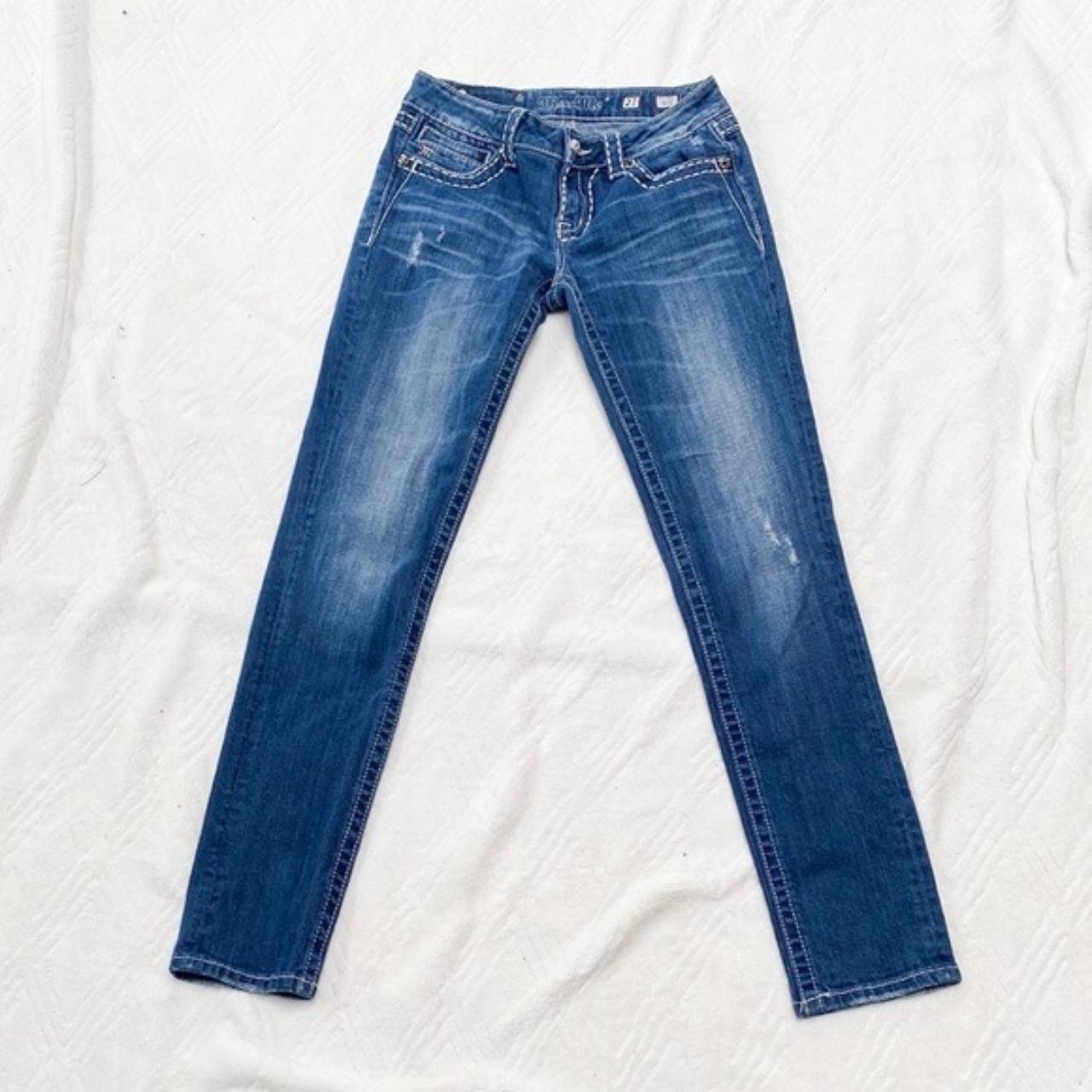 item listed by iamthetrend