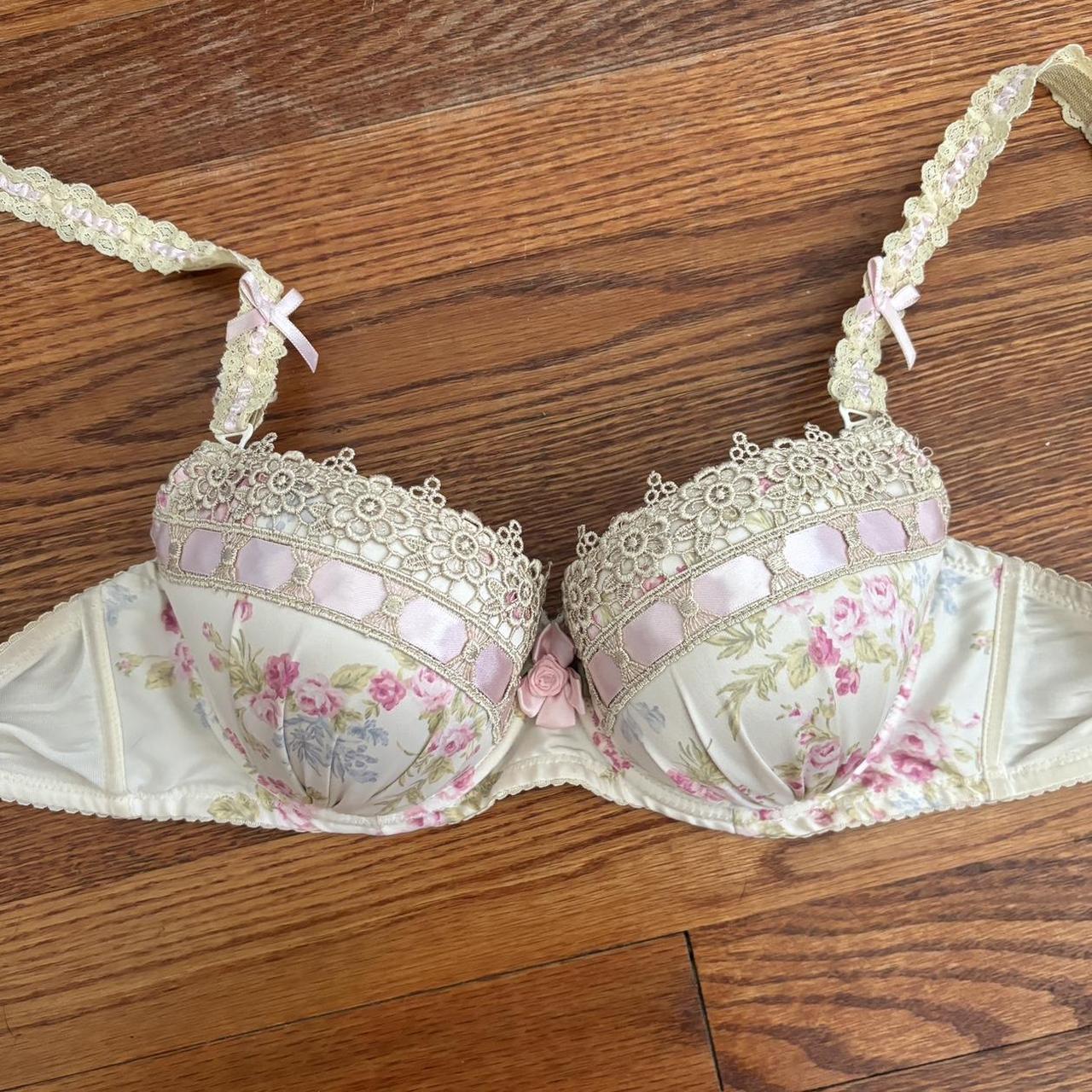 VS LUXE LINGERIE Strappy Demi Bra. Brand new with - Depop