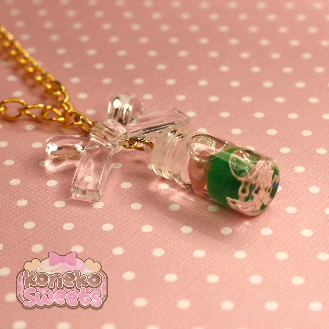 kawaii pink marimo mossball bow necklace , ♡ made by