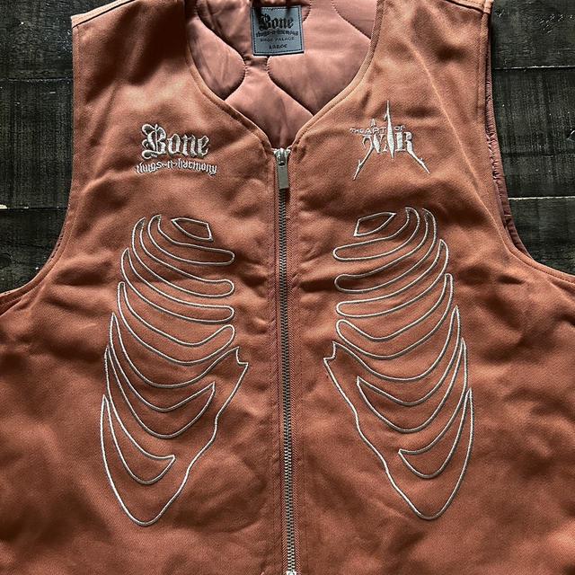 JUGEM SHORT DOWN VEST – P.X.C