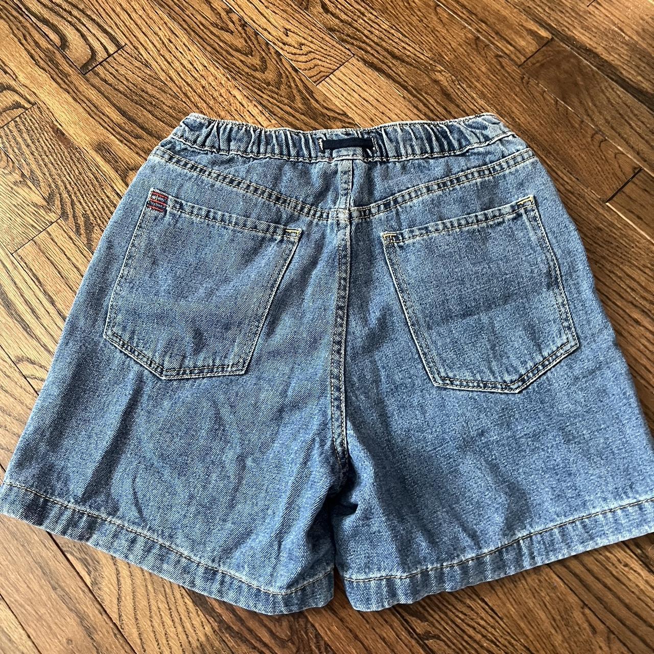 urban outfitters dad jean shorts! they’re so... Depop