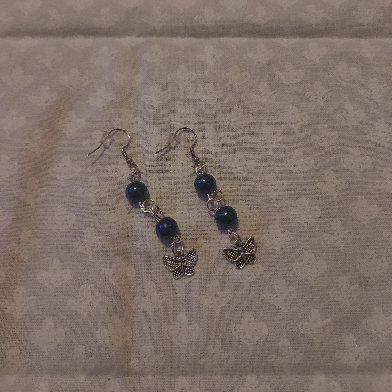item listed by ladaralouis