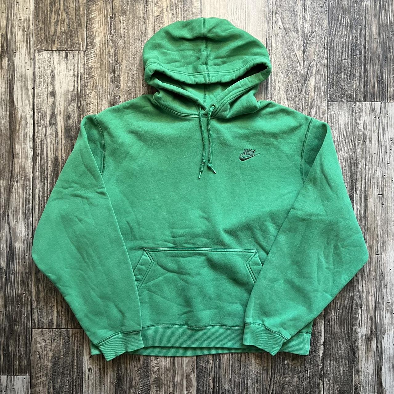 Nike Men's Green Hoodie | Depop