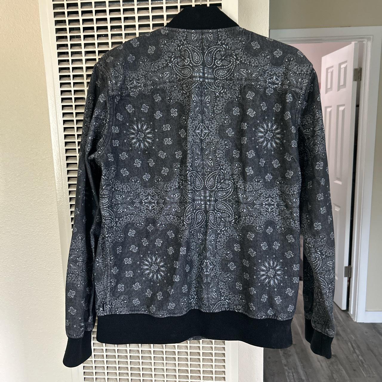 Supreme Black Paisley Jacket Size medium Natural wear - Depop