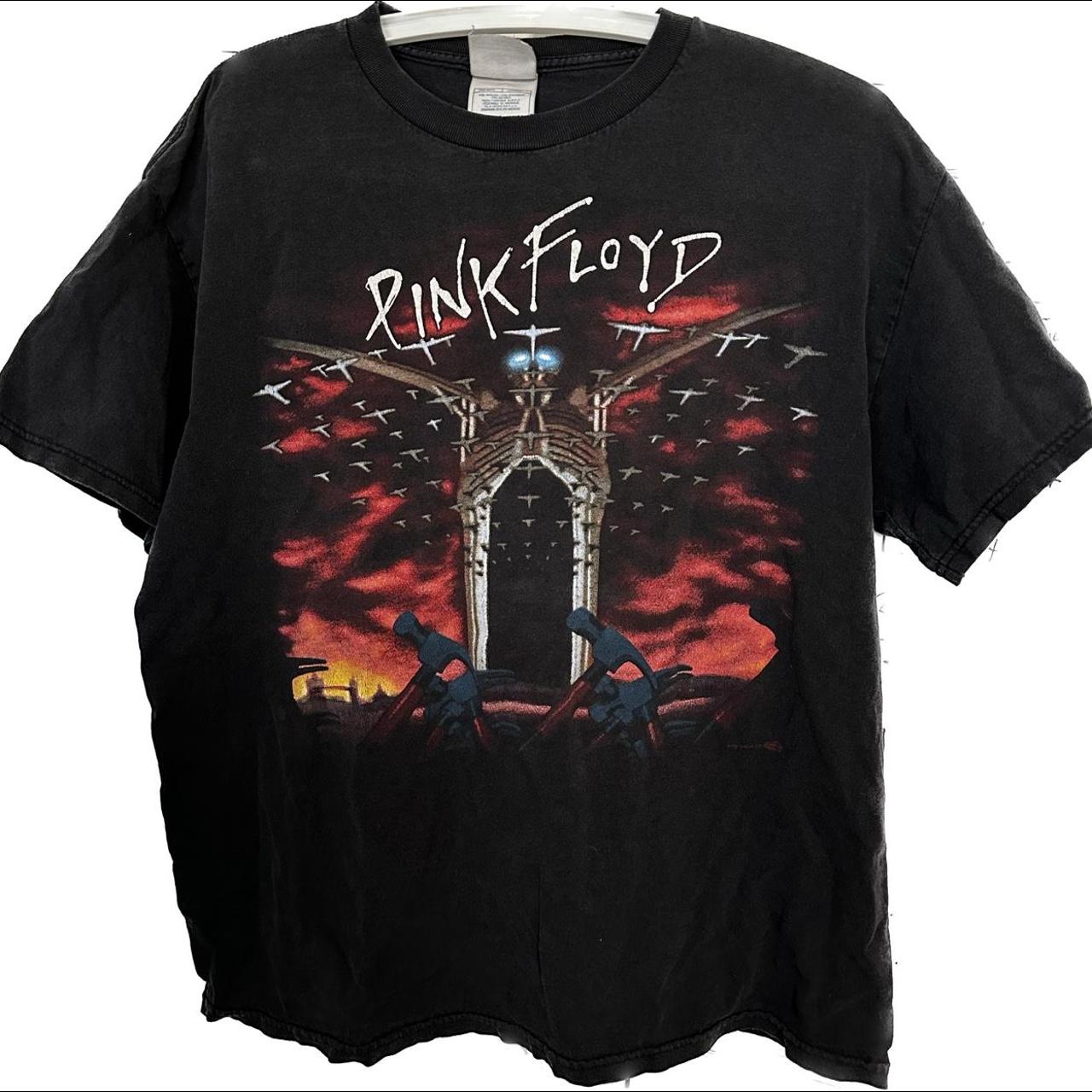 Pink Floyd “The Wall” Album Tee, Insane front and...