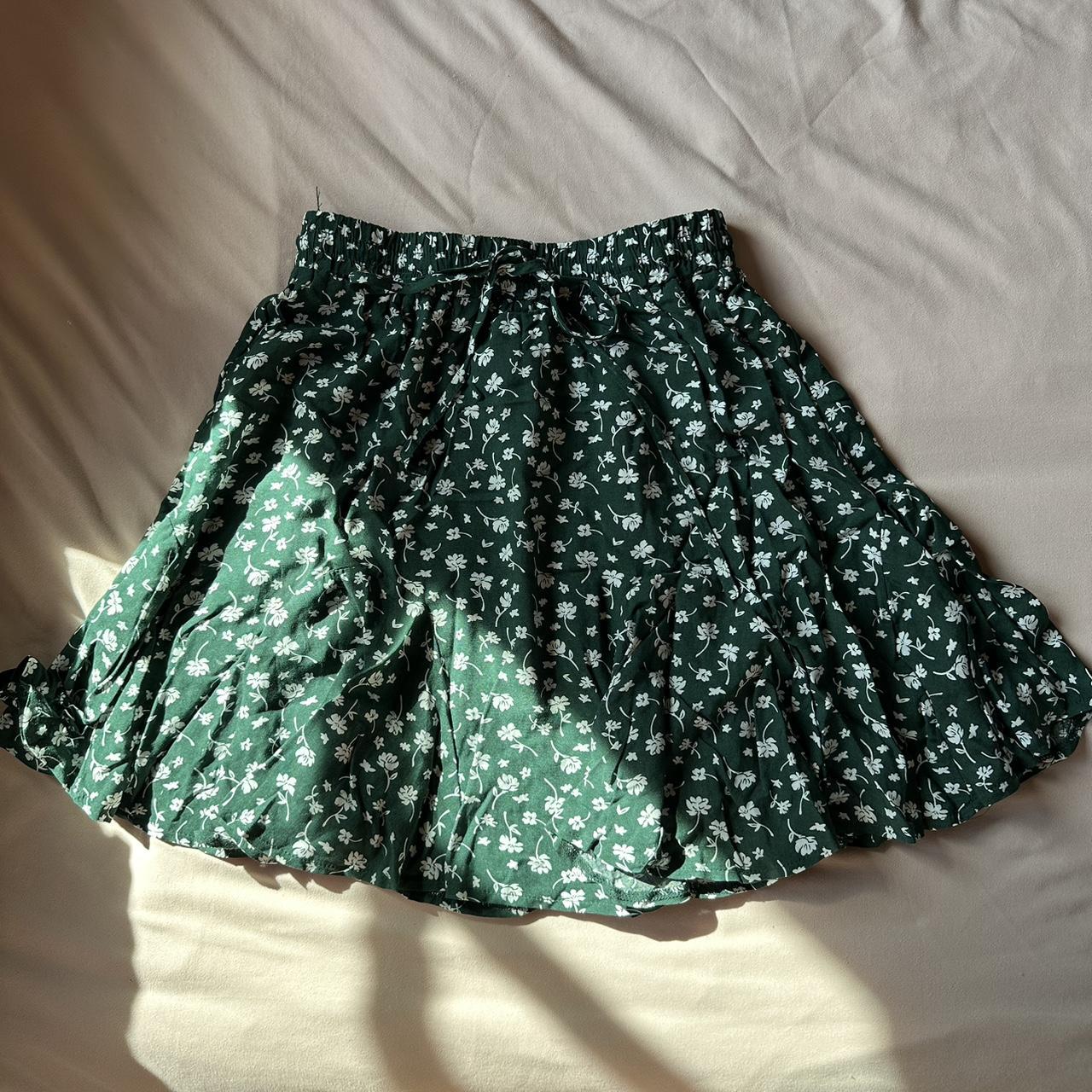 Princess Polly Women's Green and White Skirt | Depop