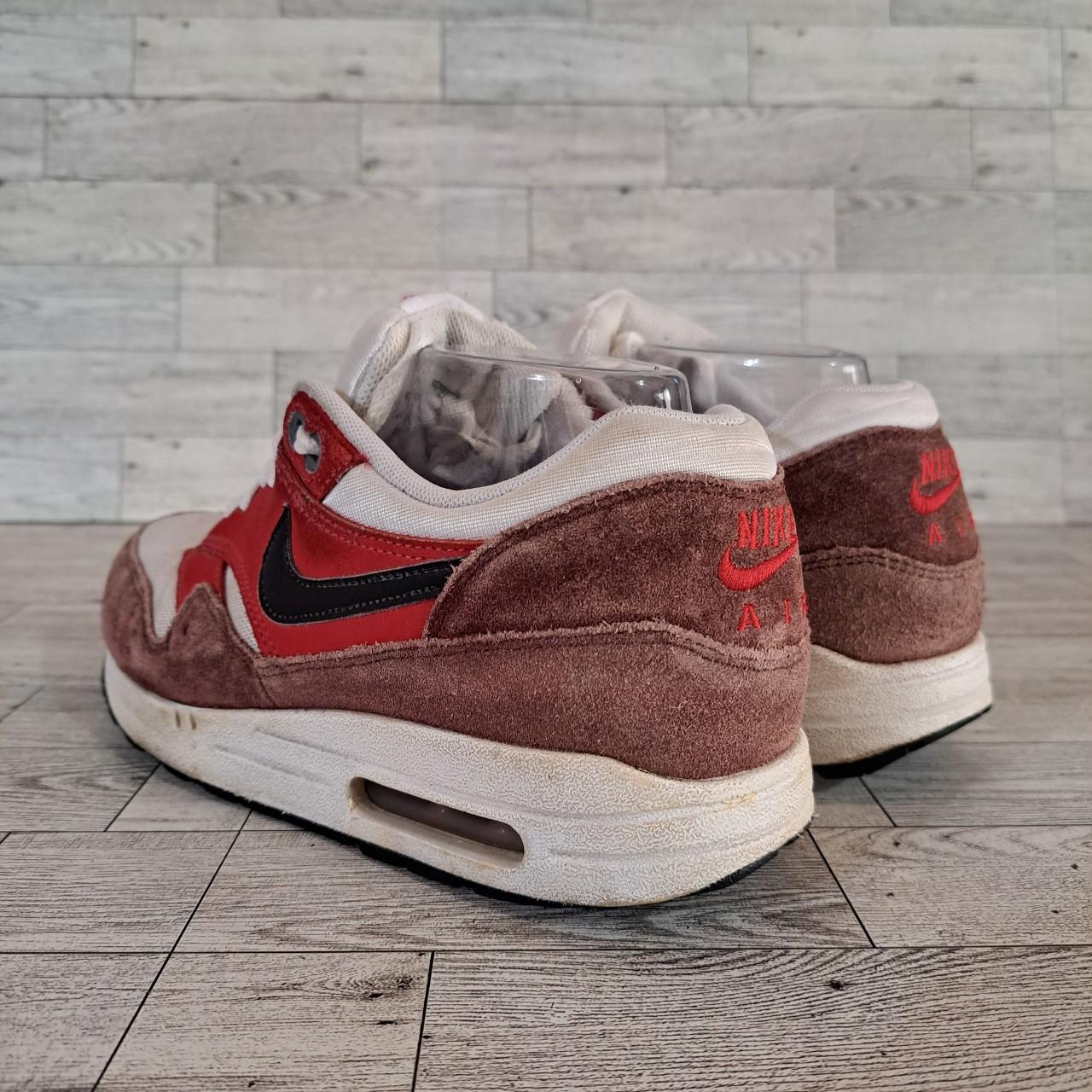 ladies red nike air max