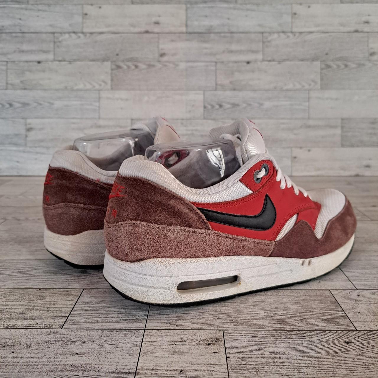 ladies red nike air max