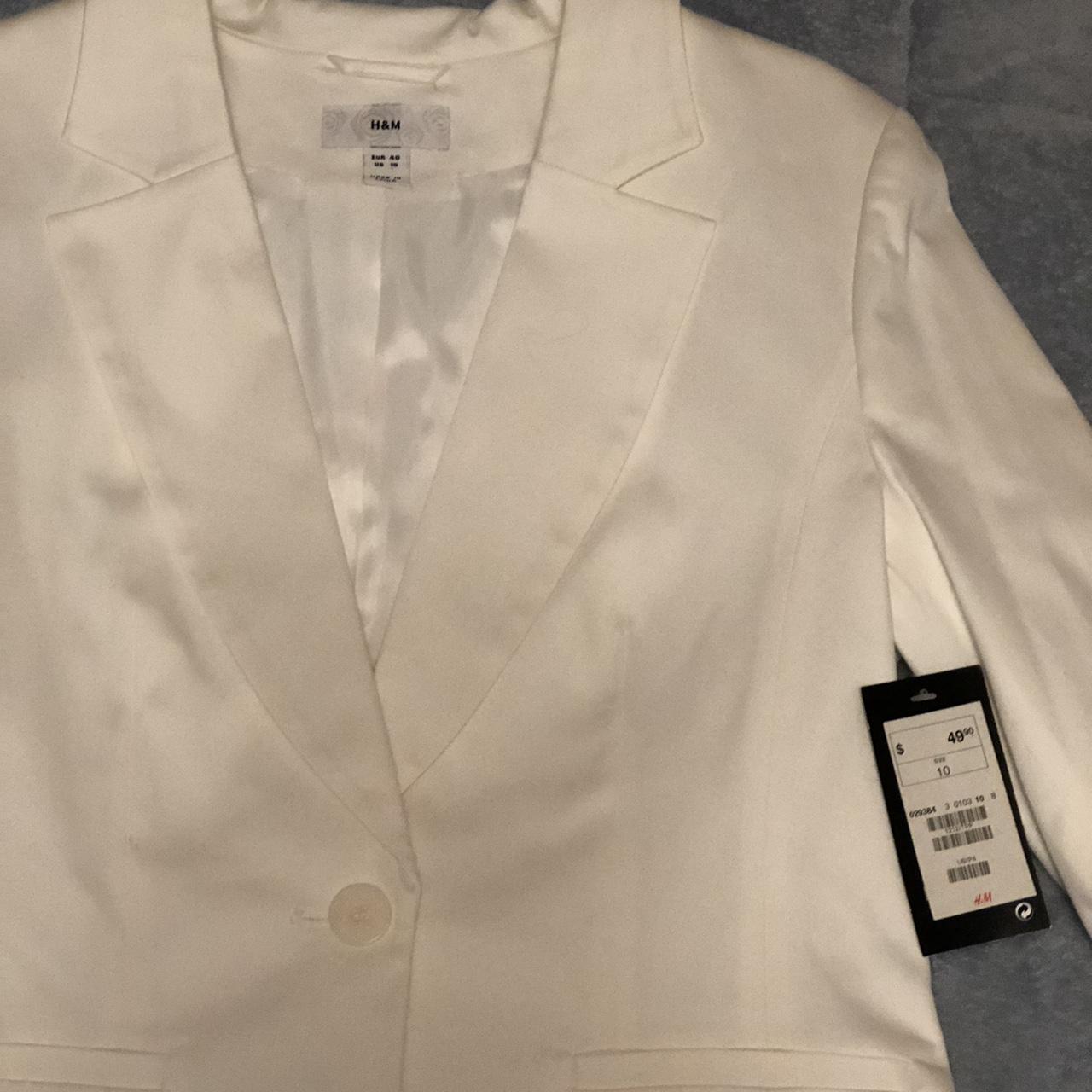 H and m outlet white blazer