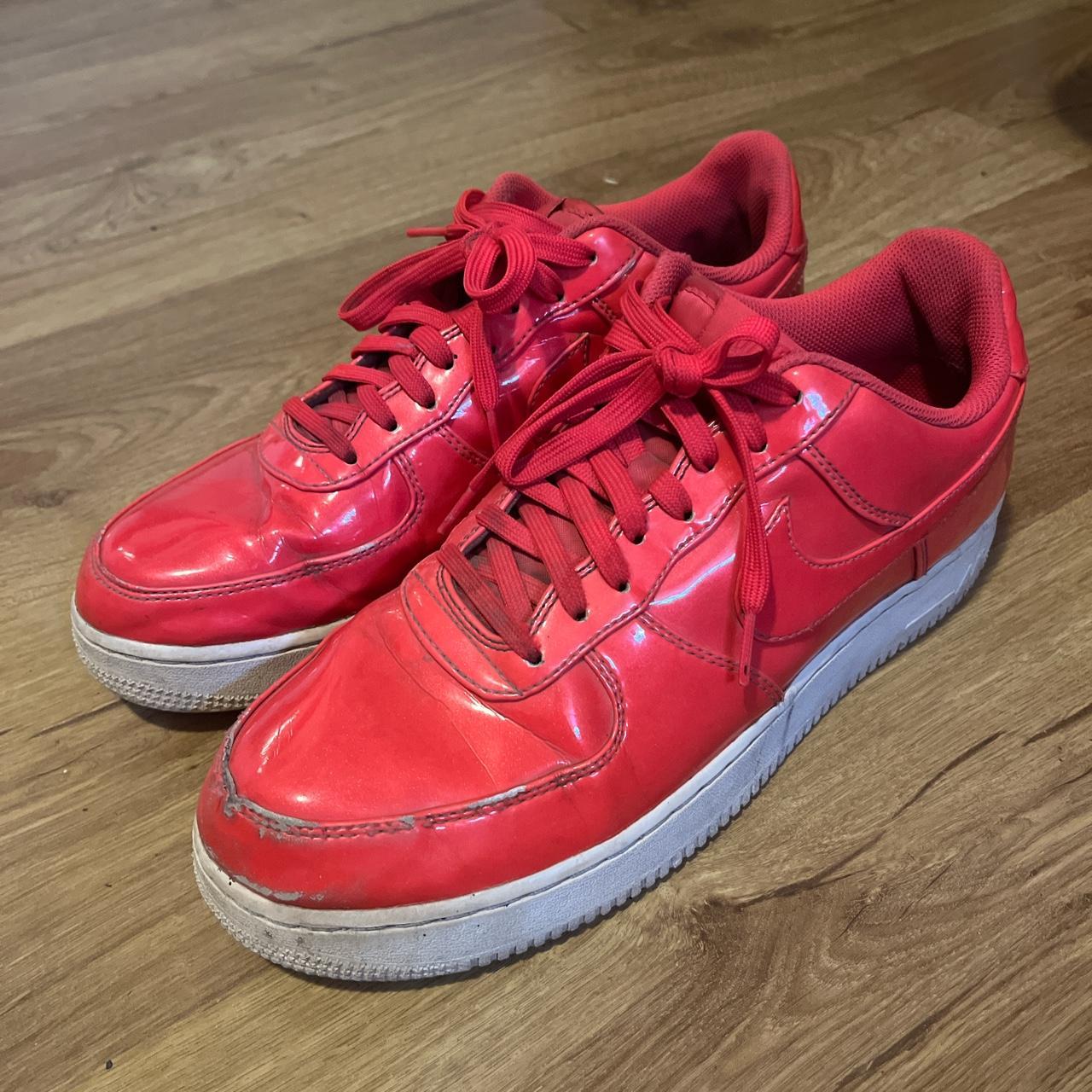 Nike Men's Red Trainers | Depop