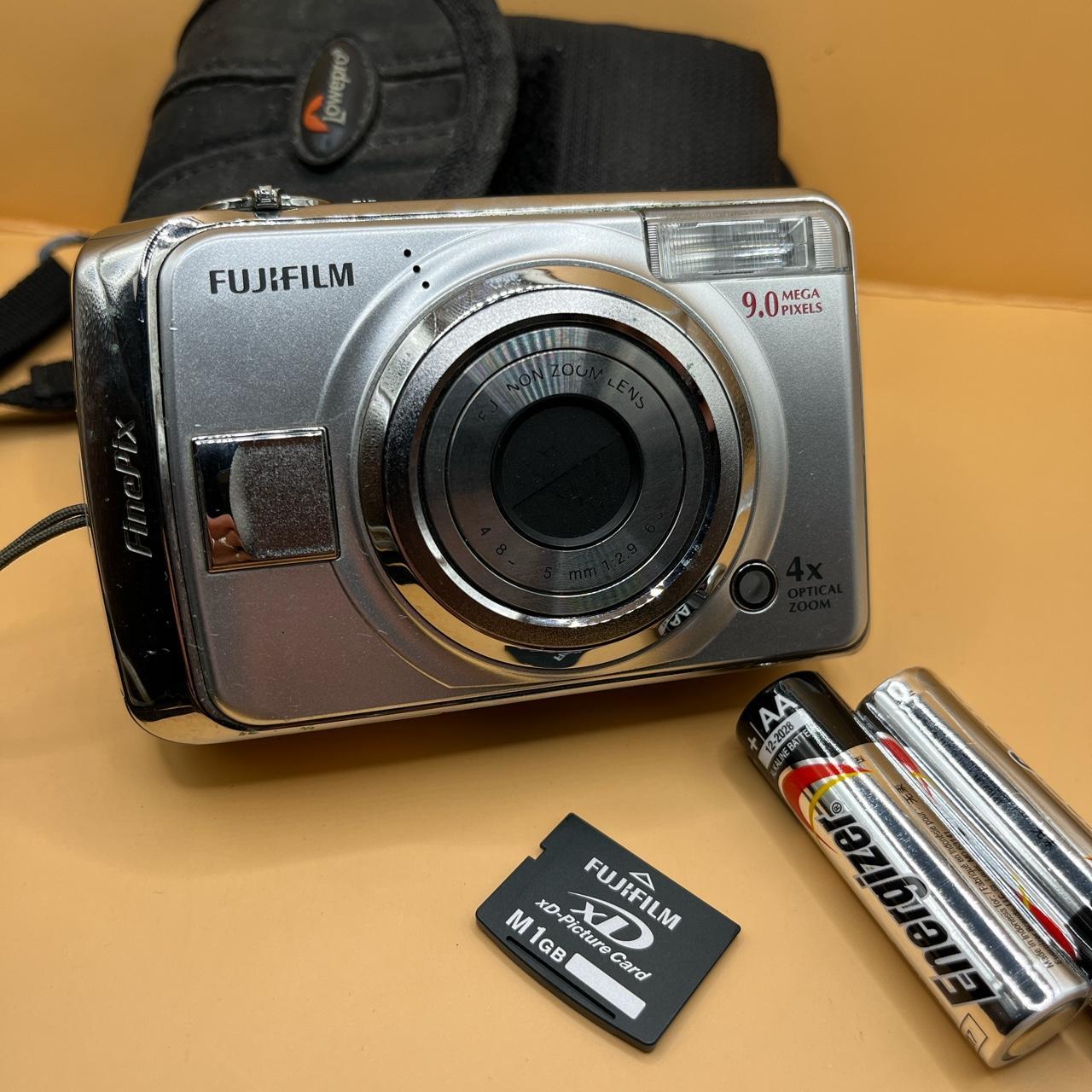 Fujifilm finepix A900 vintage digital camera Tested... Depop