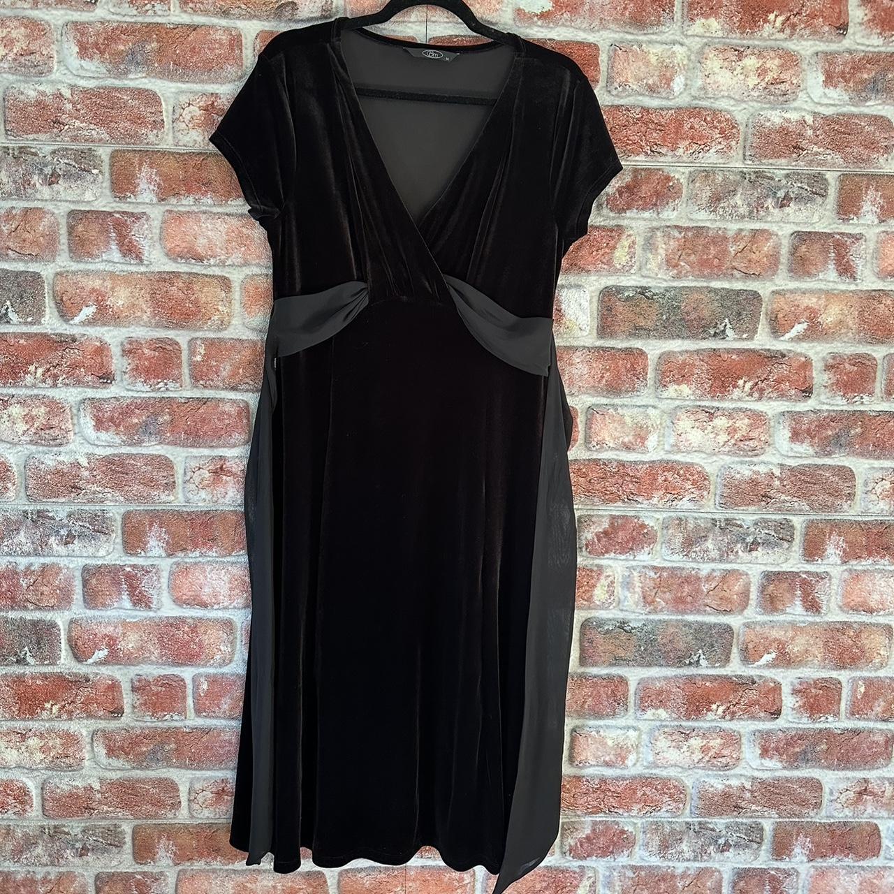 Black Velvet Cocktail Dress Size - 14 Brand - BM... - Depop