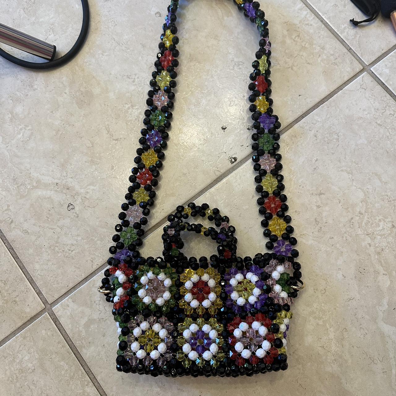 Beaded flower bag. Tag fell out. Super cute . Well... Depop