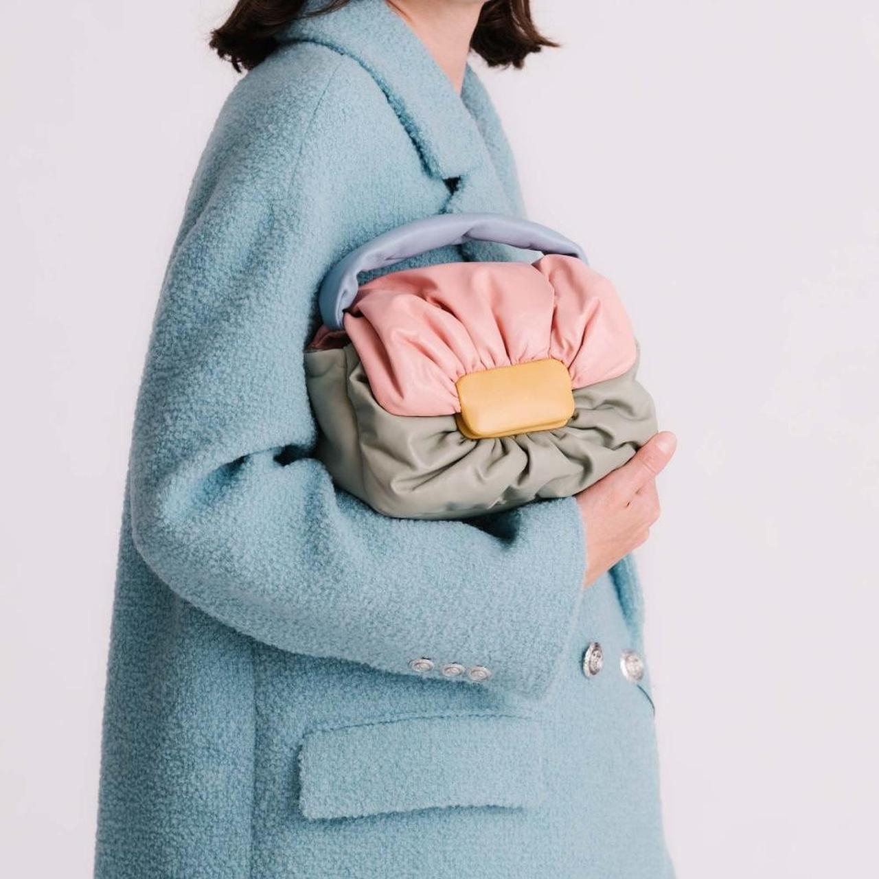 item listed by afashionnerd