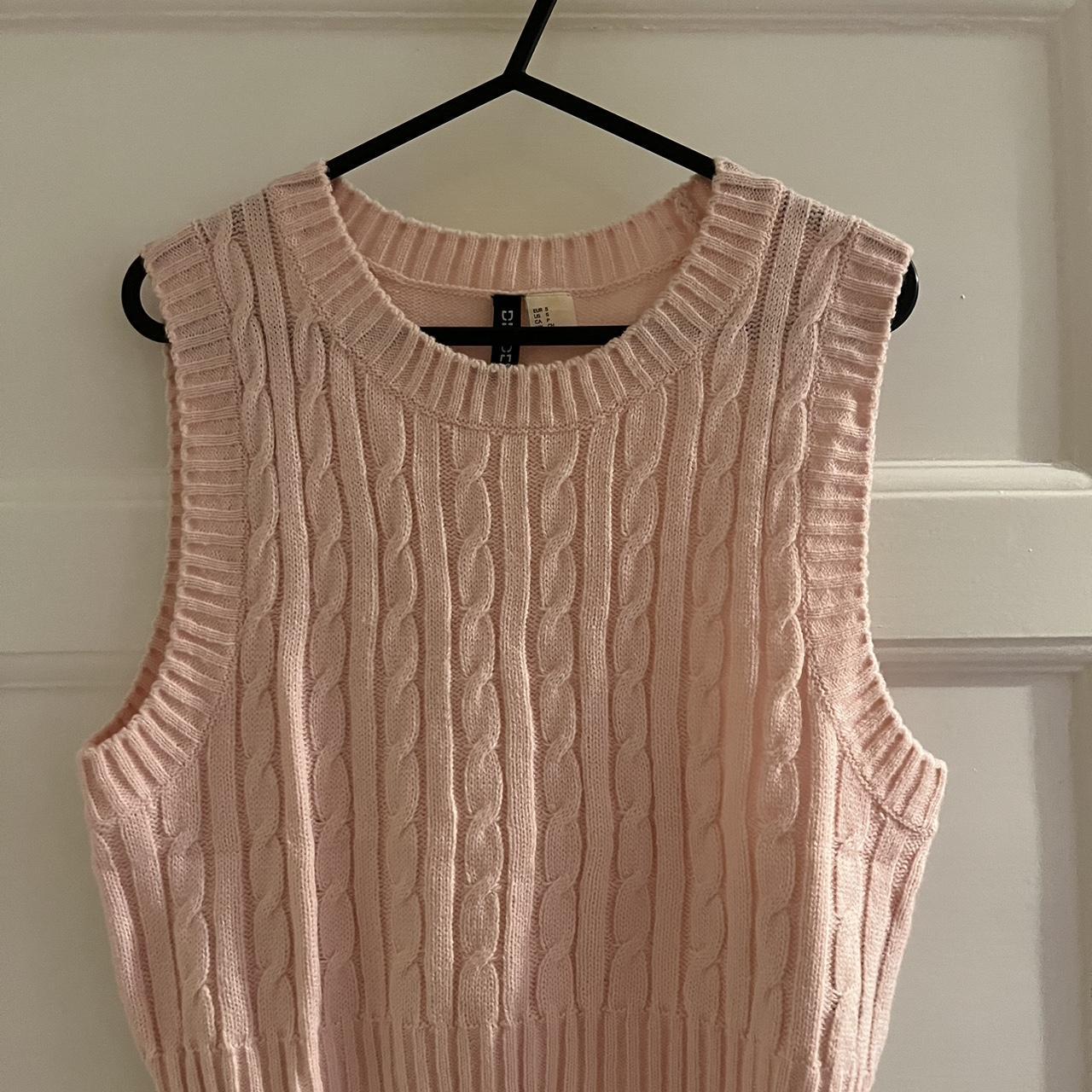 Really cute H+M sweater vest 💓 Selling as I don’t... Depop