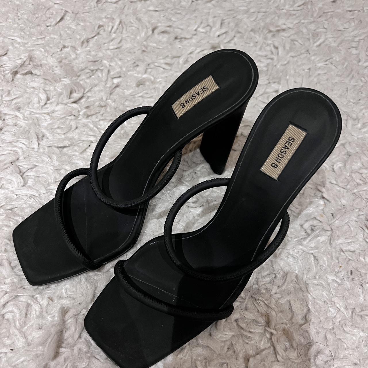 yeezy sandals stockx