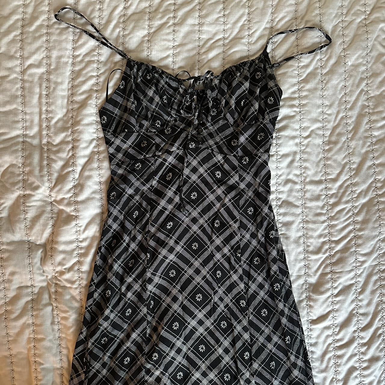 urban outfitters plaid maxi dress can't find Depop