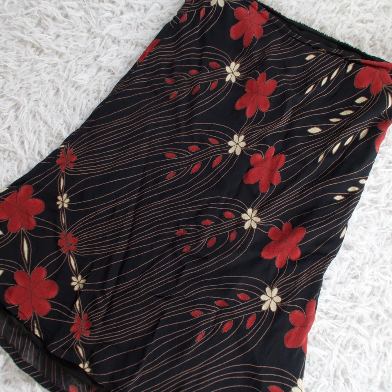 Y2k skirt - Depop