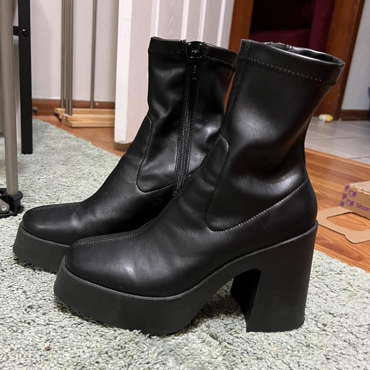 1460 pascal classico leather lace up boots