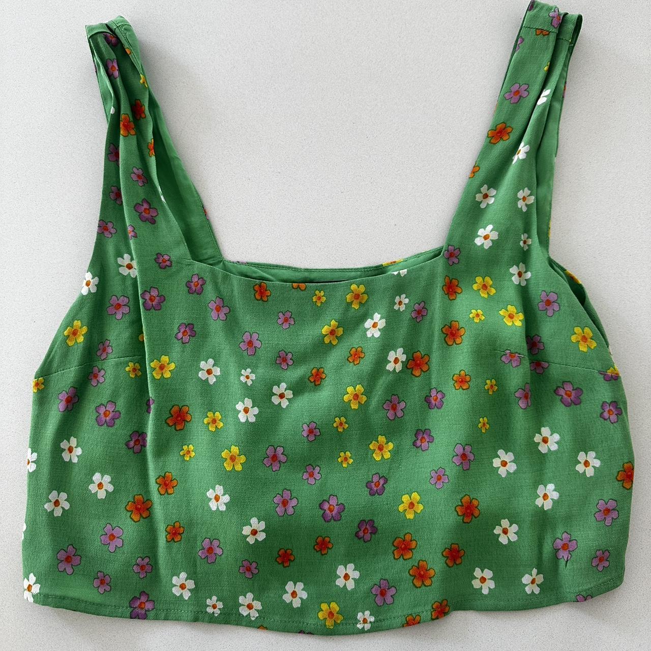 Sportsgirl flower boxy tank top. AUS size 8 US size... Depop