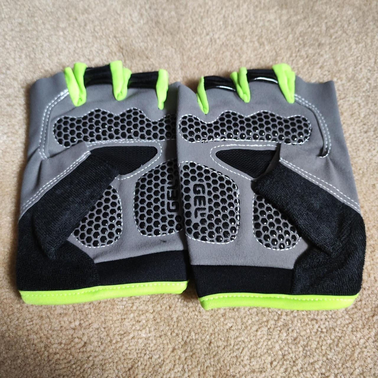 item listed by purplestar60