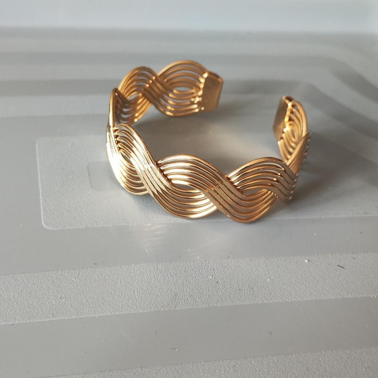 item listed by purplestar60