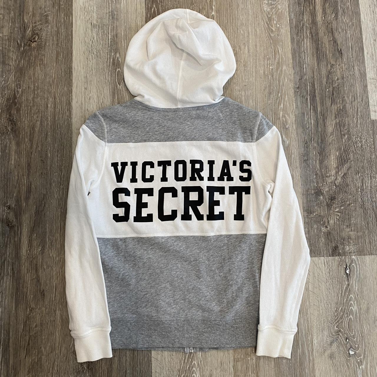 Victoria's Secret Women's Grey and White Jacket Depop