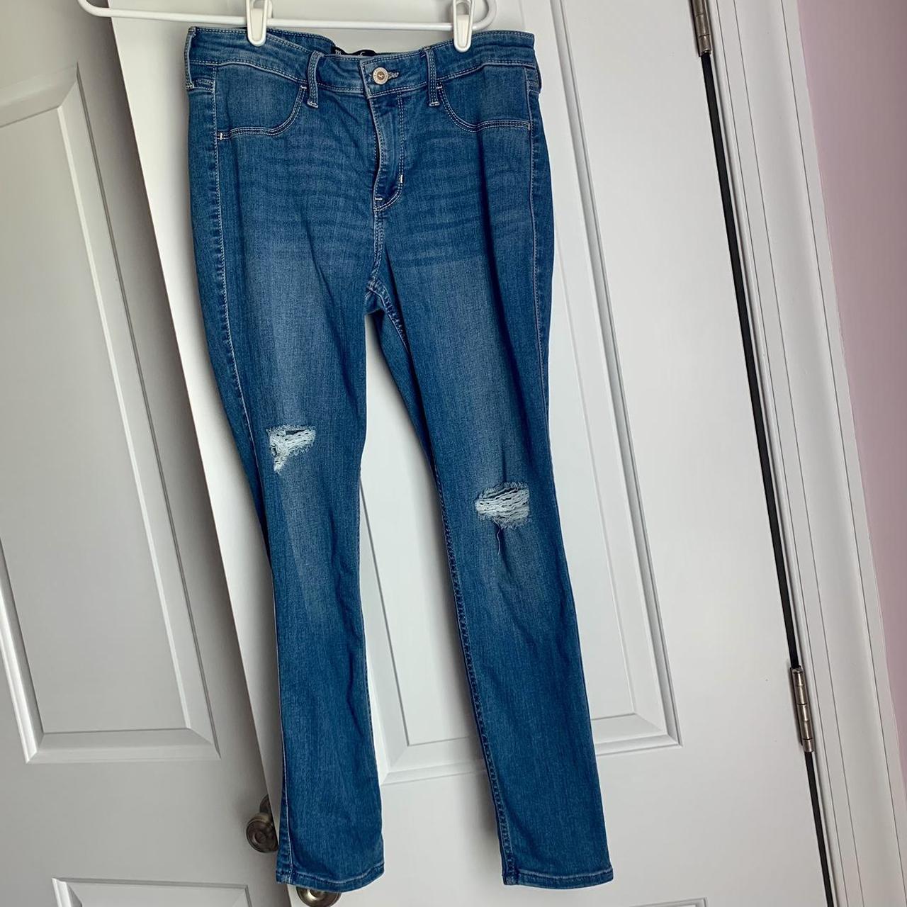 Hollister low-rise ripped jean leggings (jeggings). - Depop