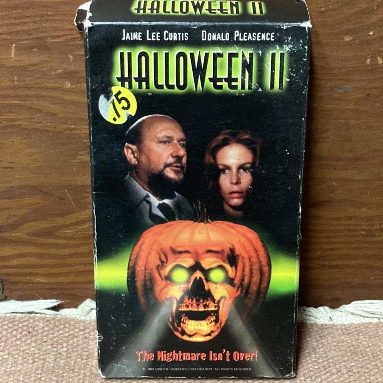 Halloween II (VHS) 1996 Goodtimes Jaime Lee Curtis... - Depop