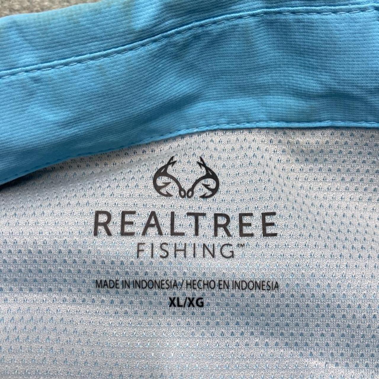 Realtree fishing shirt lightweight button vented - Depop