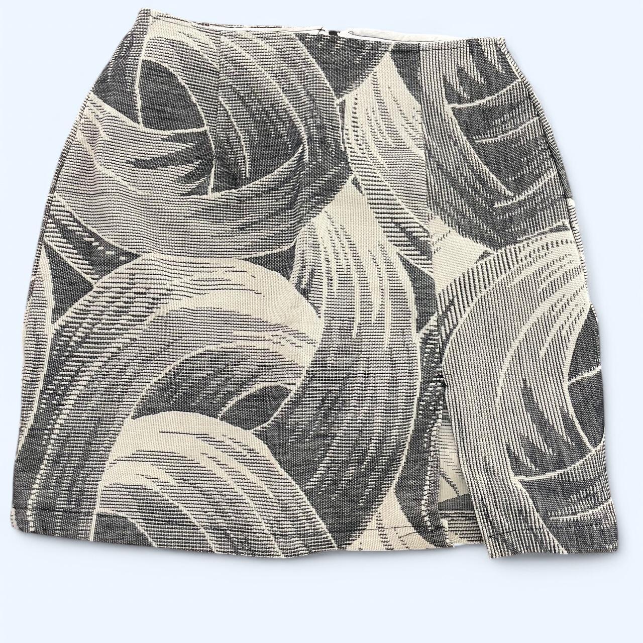 Grey and white abstract pattern mini skirt... | Depop